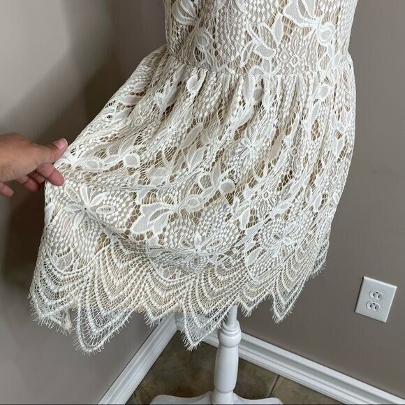 New Women Large Cream Lace Mini Dress Sleeveless Love Fire New - Picture 6 of 13